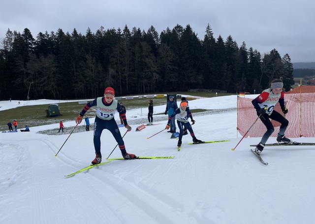 Paula Himmel (St.Nr. 108) in ihrer 2. Runde und Aaron Zwack (St.Nr. 121) in seiner 1. Runde im Rennen! (Beide 2. Platz)