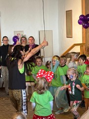 Auftritt der Zumba® Kids beim Kinderfasching in Buchenberg