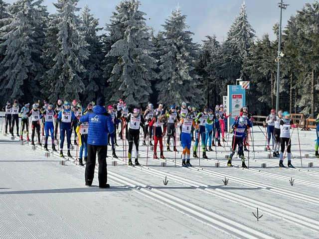 KT Massenstart Rennen - Starterfeld (U14, w) mit Amelie Schänzlin und Linda Grotz!